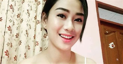 bokep indo tetangga|Bokep Indo Hijab Takut Terdengar Tetangga » BOKEP24.COM